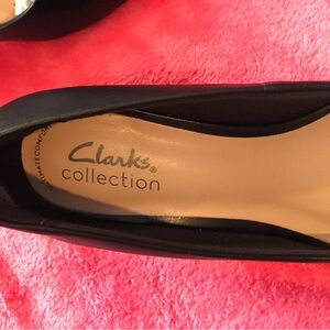 Clarks Collection Black Women's Classic Pump